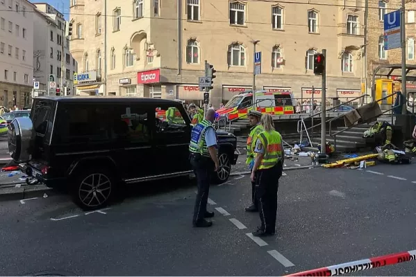 A special police task force (SEK) after the fatal knife attack Friday at the festival in Solingen, August 2024