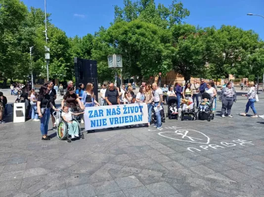 A special police task force (SEK) after the fatal knife attack Friday at the festival in Solingen, August 2024