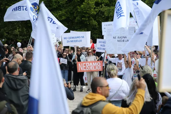 A special police task force (SEK) after the fatal knife attack Friday at the festival in Solingen, August 2024