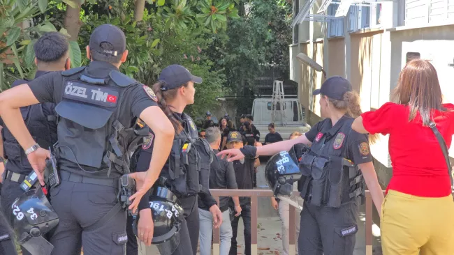 A special police task force (SEK) after the fatal knife attack Friday at the festival in Solingen, August 2024